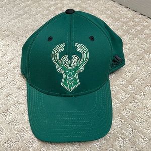 Adidas Buck Hat NWOT